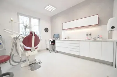 lek. dent. Aleksander Tarnawski, Ortodonta